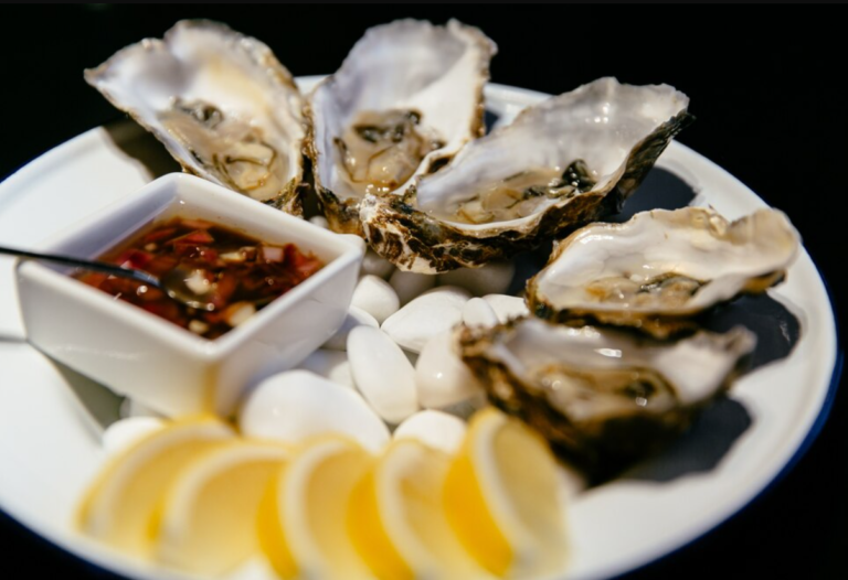 An Exclusive Restaurant Oyster Bar in Vancouver: A Must-Visit Culinary Destination